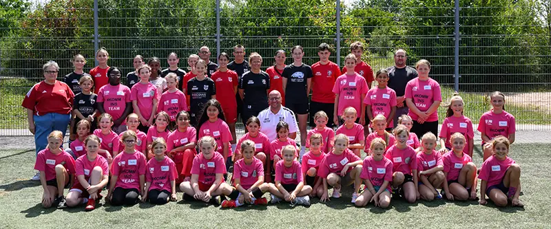 Gruppenfoto vom Fussball Mädchentag 2026
